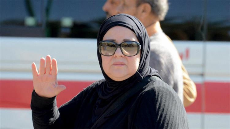 رسالة مؤثرة من الفنانة دلال عبد العزيز لزوجها الراحل سمير غانم الذي لا تعلم بوفاته حتى الآن....ماذا جاء بها؟