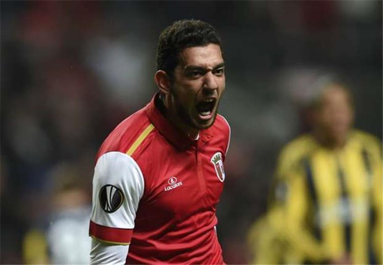 مُحترفين .. كوكا يعود لقيادة هجوم براجا أمام أروكا في الدوري البرتغالي
