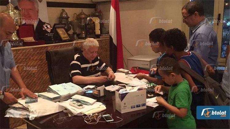 مرتضى منصور يؤكد لرفعت رغبة الزمالك في ضمه