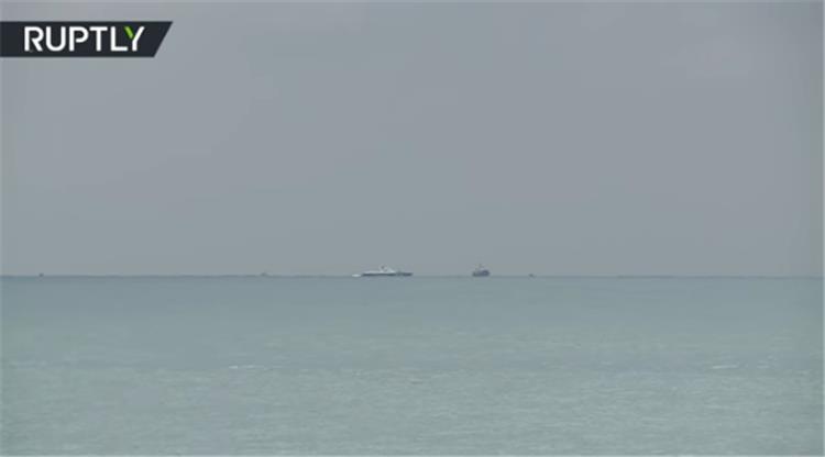 اللقطات الأولى لعمليات البحث عن الطائرة الروسية المنكوبة بالبحر الأسود