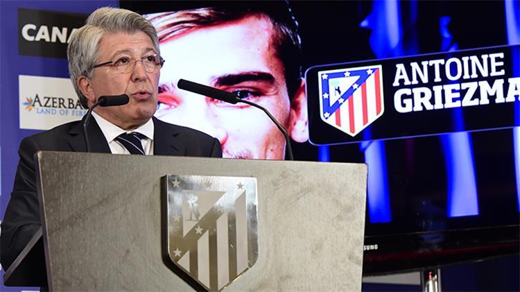تصريحات.. رئيس أتلتيكو مدريد يرد على تصريحات ريبيري: يبدو بأنه تقدم في العمر ويجب أن نسامحه على بعض تصريحاته