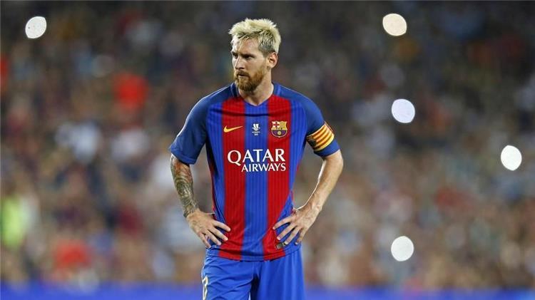 برشلونة يؤكد مُعاناة ميسي من إصابة في العضلة الضامة