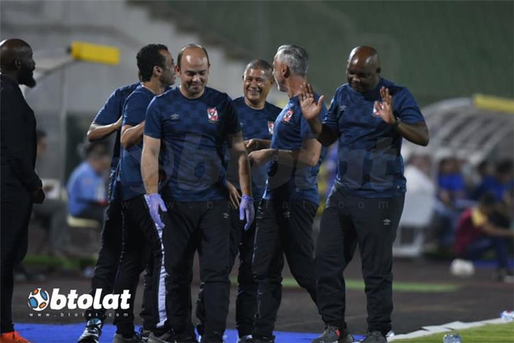 الخطيب يوضح موقف الأهلي من تجديد عقد موسيماني