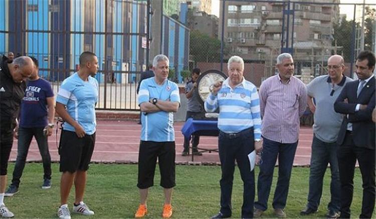 مرتضى منصور: "باب الزمالك مفتوح لحسام حسن وميدو"