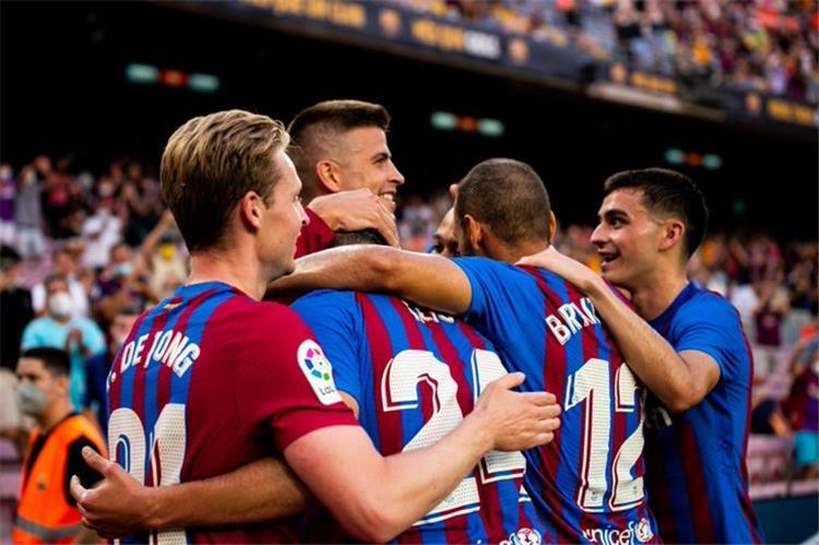 مواعيد مباريات اليوم الثلاثاء 2-11-2021 والقنوات الناقلة.. برشلونة يلاقي دينامو كييف ومانشستر يونايتد يواجه أتالانتا