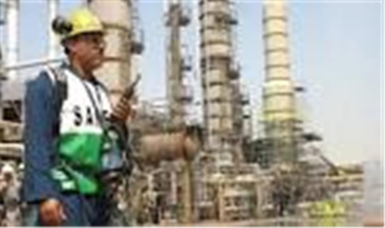 إيران تتوقع 500 ألف ب/ي من حقول نفط غربي كارون بحلول يونيو