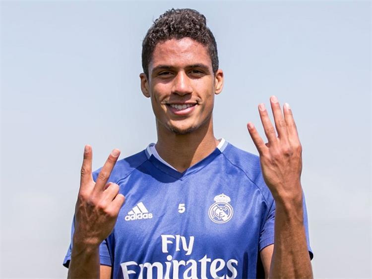 قوائم الأندية.. غياب رونالدو وعودة فاران لدفاع ريال مدريد أمام لاكورونا
