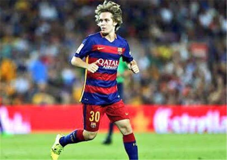 الراحلين عن برشلونة... خليلوفيتش يقترب من الإنضمام إلى هامبورج الألماني