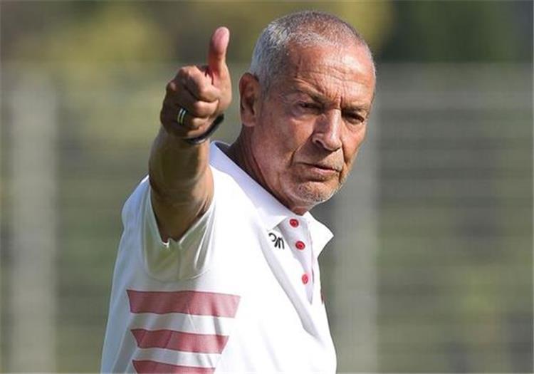 الأهلي يؤكد مفاوضاته مع فيريرا واستعداده لدفع الشرط الجزائي