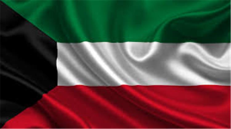 الكويت تعتزم منح كل مواطن 75 لتر بنزين مجانا شهريا